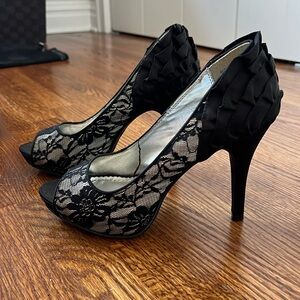 Sexy lacy satin shoes